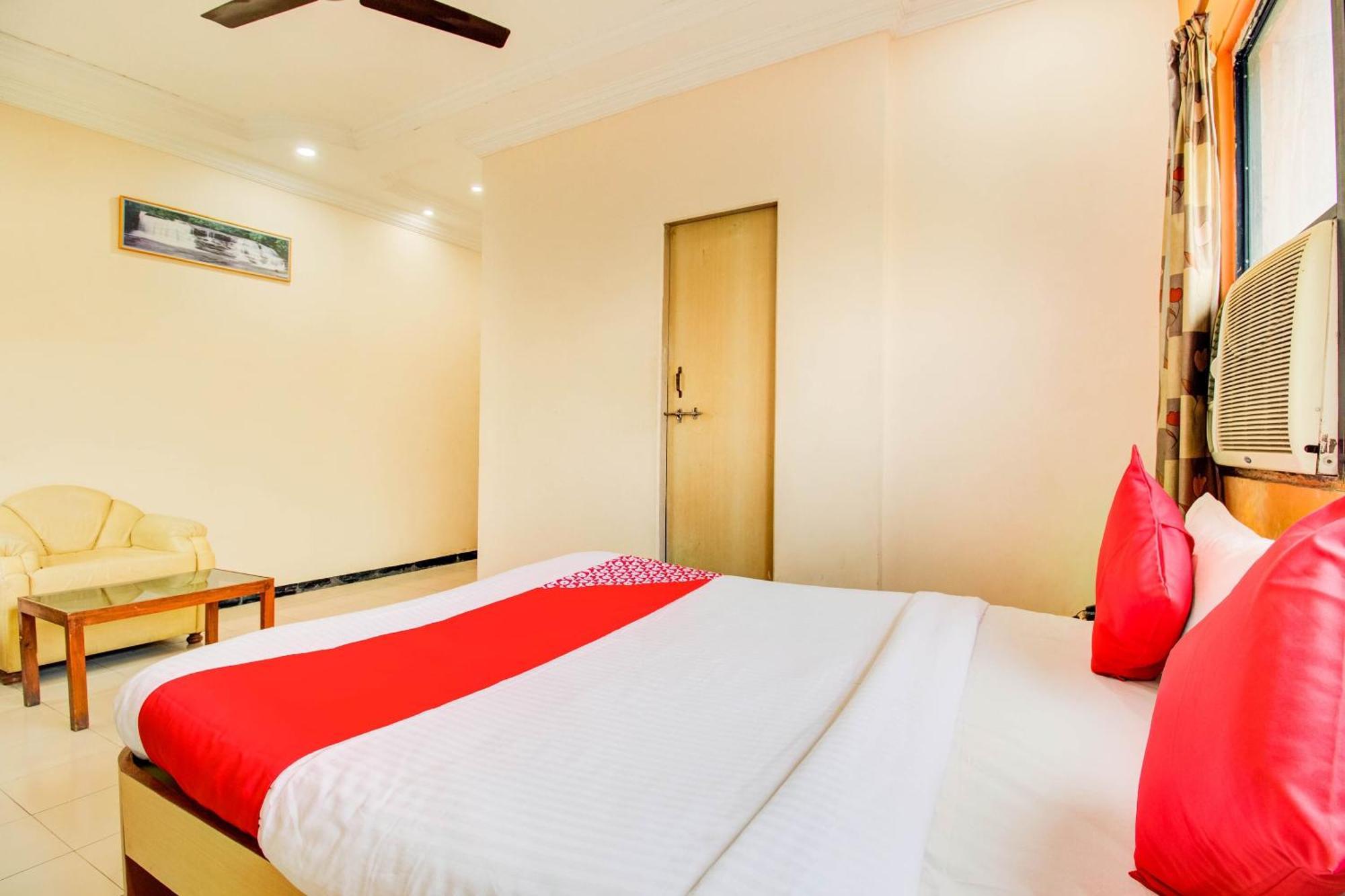 Hotel O Sri Jai Palace Nashik Exterior photo