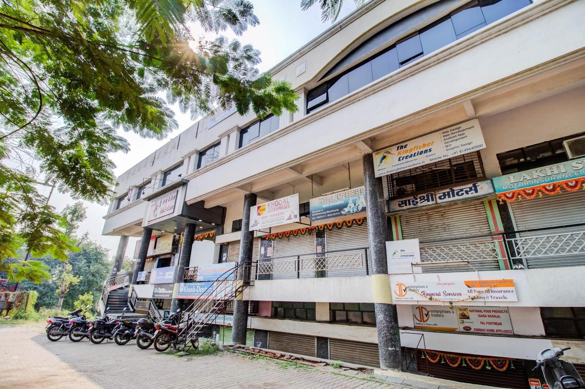 Hotel O Sri Jai Palace Nashik Exterior photo